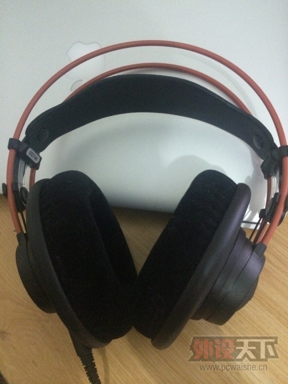 AKG 712 pro