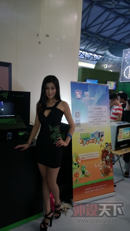 [��ƪ]���ߡ������С��˾��ChinaJoy Day2��Ů�񣬸��¸��ร����Ӳ��չʾ�գ���