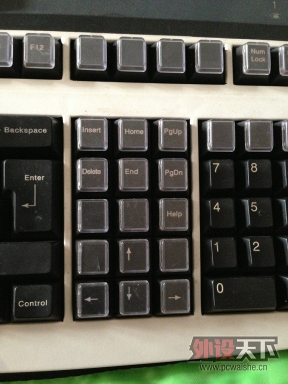 ����������CHERRY 8200