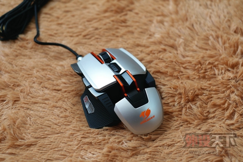 Cougar 700M���估��ʹ�ø���