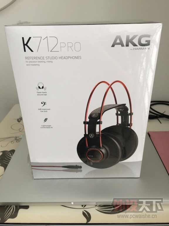 AKG Ƽ K712 PRO 