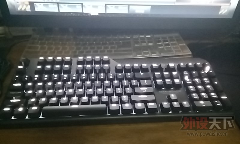 �����ݡ�ΰѵ��е���̣���ɫ����׹�