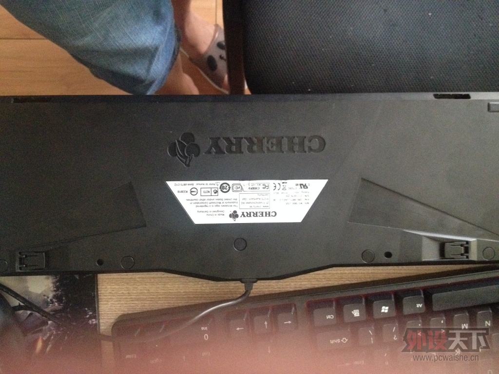 �����졿��CHERRY������ ���� SteelSeriesKinzu v2 սʿ  ��ɫ �ӻ�һЩ