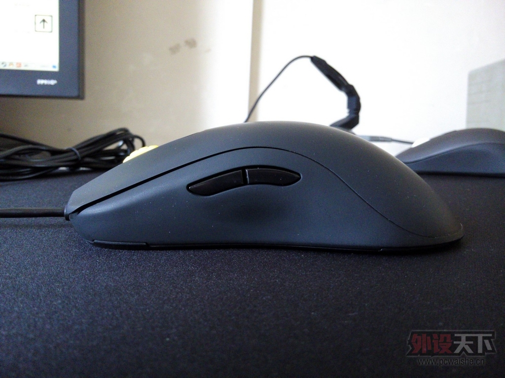 ZOWIE FK1 �Ѵ�
