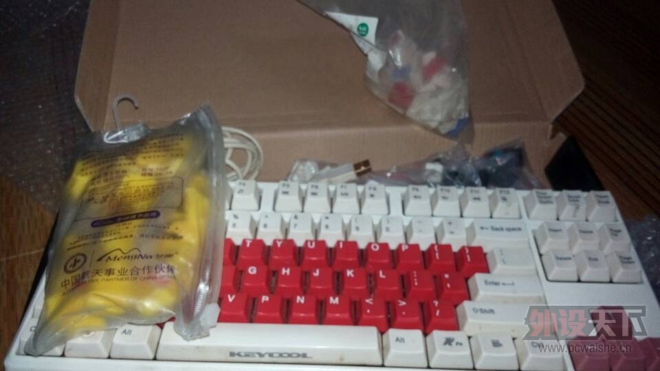  һ 87 ɫᣬɫ8.5240ѳ