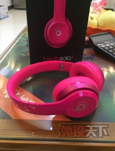 �����ա��¿�Beats SOLO 2õ��ɫ 99�� 900����