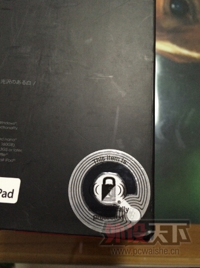 �����ա��¿�Beats SOLO 2õ��ɫ 99�� 900����