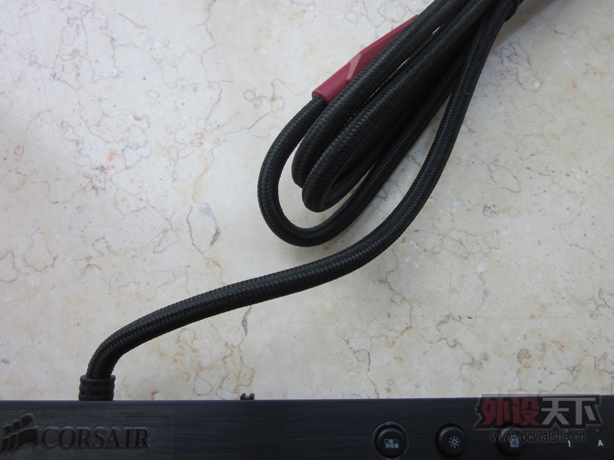 ������K70���Ὺ�䣨����FILCOһ����Աȣ�