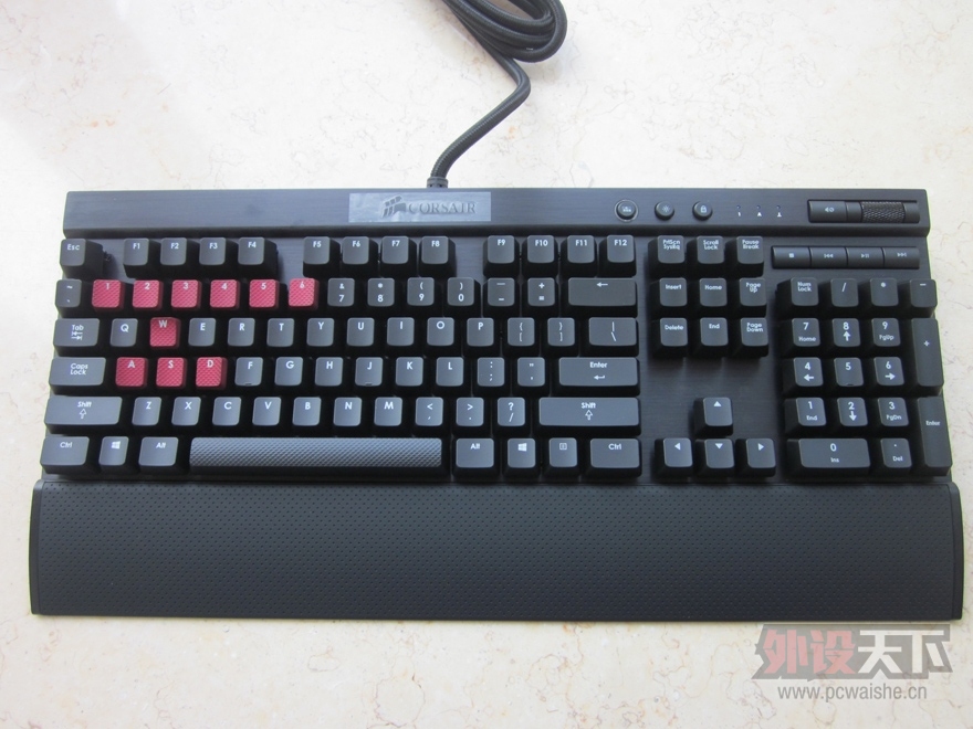 ������K70���Ὺ�䣨����FILCOһ����Աȣ�