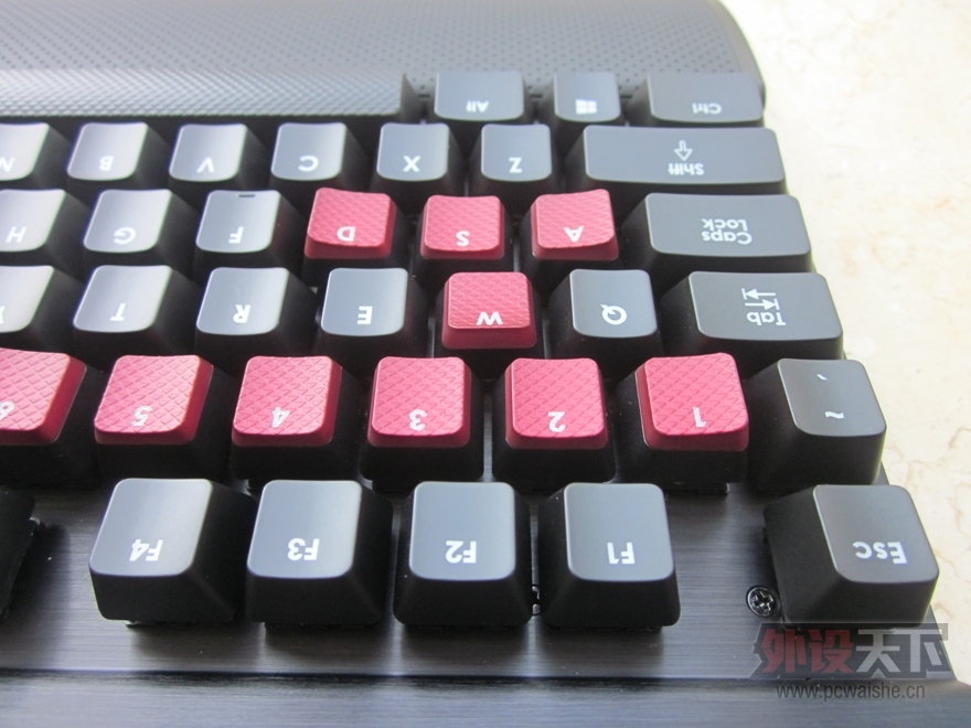 ������K70���Ὺ�䣨����FILCOһ����Աȣ�