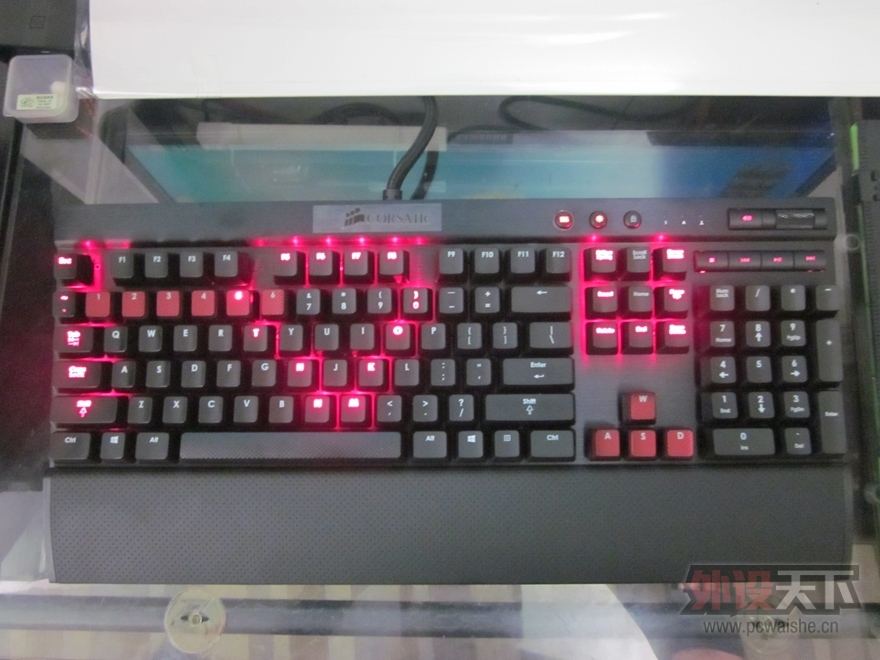 ������K70���Ὺ�䣨����FILCOһ����Աȣ�