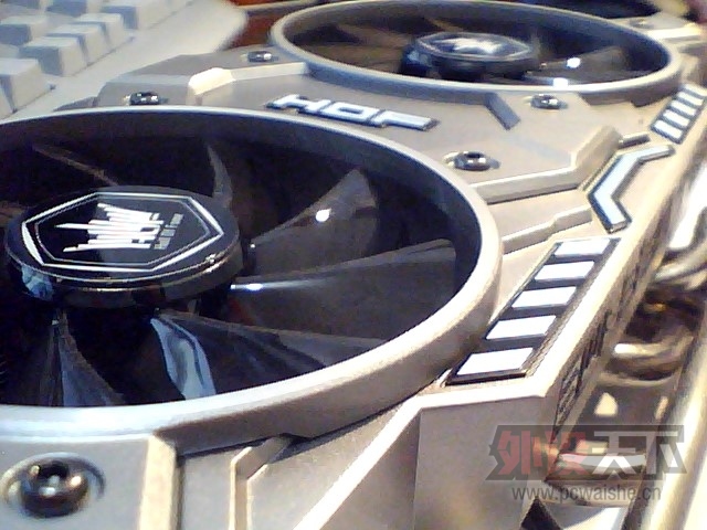 ����ʯ��Ӱ�� GTX780 ������HOF �Կ� ʹ�ò���һ���� ��˵��Ʊȫ�����۳���