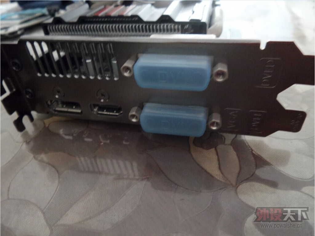 �����CPU:I3 3220 I5 3570K ���壺΢��Zh77A-g43,ɢ������HR02���Կ���˶7870