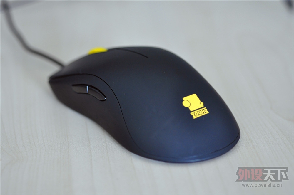 һϲ+1Zowie FK1