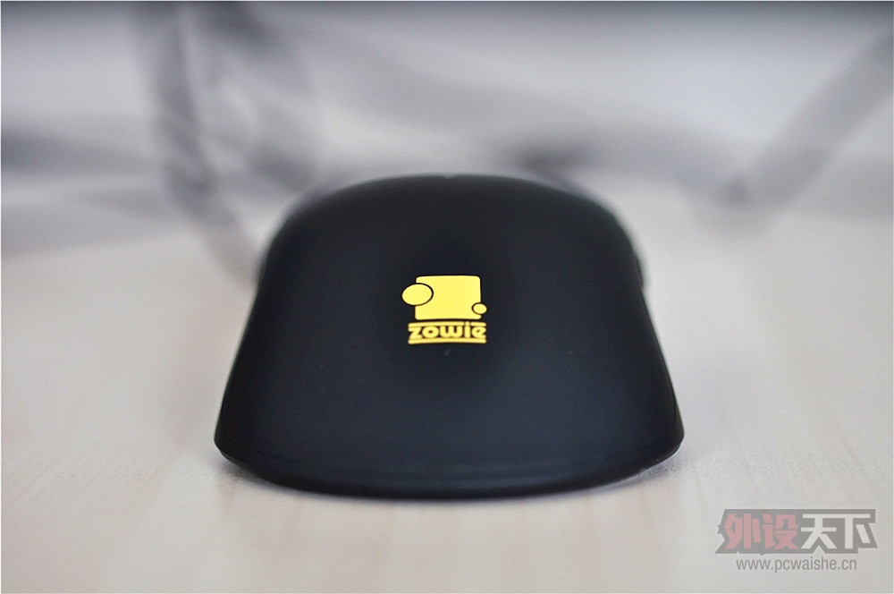 һϲ+1Zowie FK1