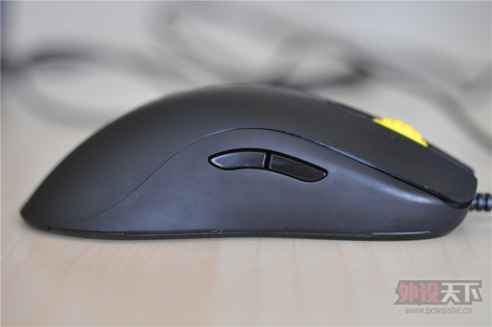 һϲ+1Zowie FK1