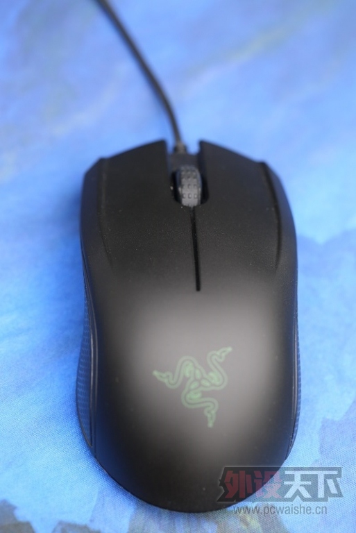 ǷںꣿRAZER2014޼G100SKINZU V3֮ĶԱ