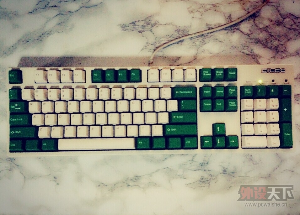 [ɹ����] �������ֻ����һЩͼƬ��α�����Ա����������������͸���~