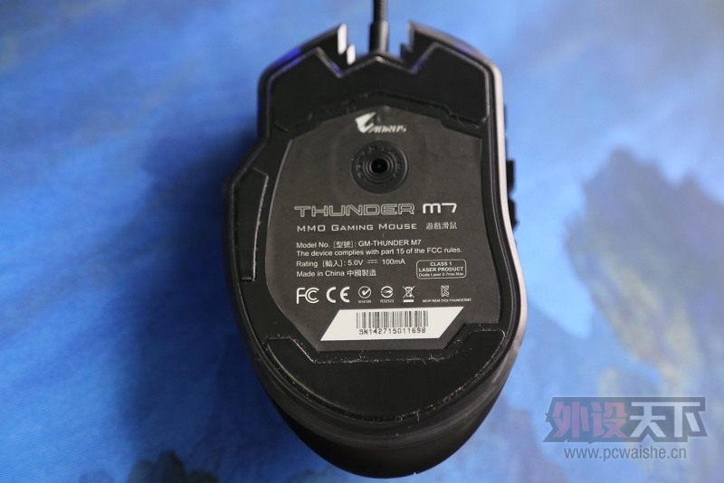 AORUS Thunder M7 MMO���ǲ������