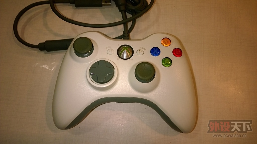�����ݡ�΢��XBOX360ԭװ�����ֱ���PC�汾�����½�л�