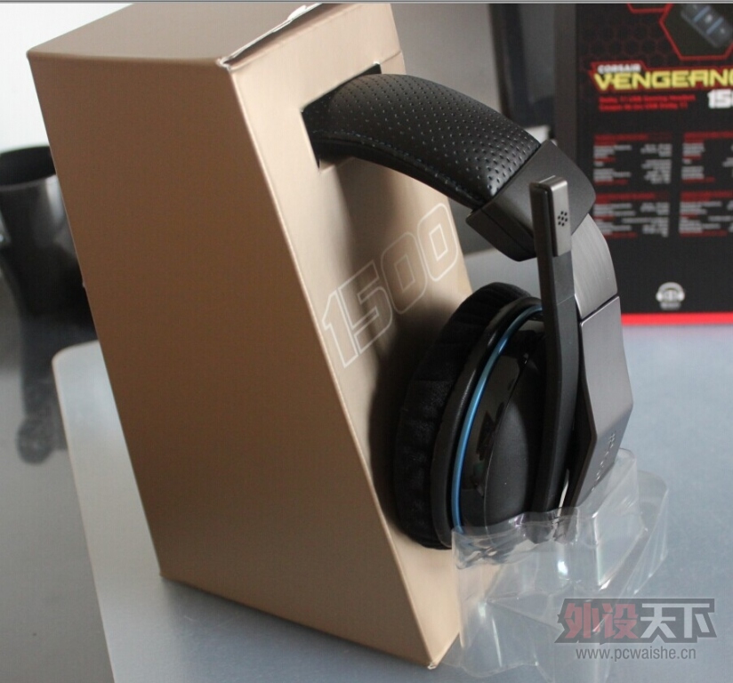 ϵСCorsair  Vengeance 1500v2