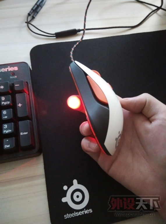 ���ۡ��������ݡ�steelseries KANA V2 �� 9.5��