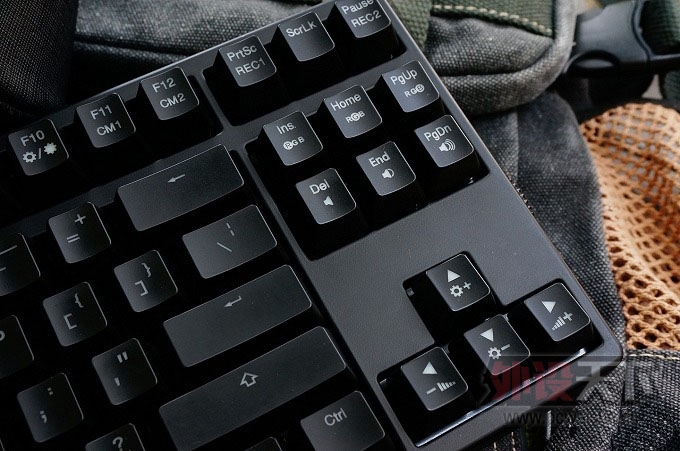 Ducky 9087s Shine3 RGBRGB