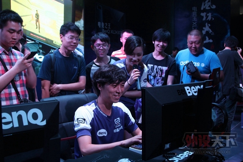 һ���콢��ճ���-BENQ��������.���ֻ�ɽ�����