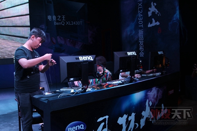 һ���콢��ճ���-BENQ��������.���ֻ�ɽ�����