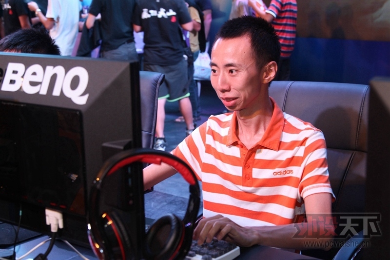 һ���콢��ճ���-BENQ��������.���ֻ�ɽ�����