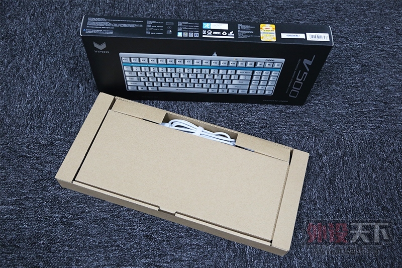 �۵��ʲ��͡����װ�V500��ɫ���е���̲���