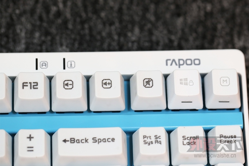 �۵��ʲ��͡����װ�V500��ɫ���е���̲���