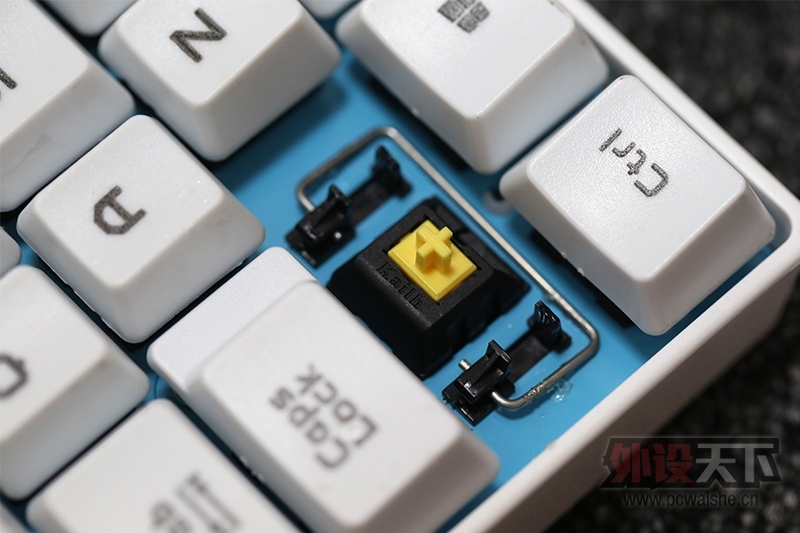 �۵��ʲ��͡����װ�V500��ɫ���е���̲���