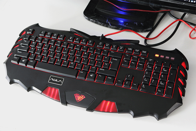 ȫ���׷� ���밵�ὣħ��Ϸ���������������Ϸ�����װ����