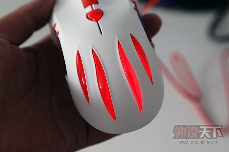 ȫ���׷� ���밵�ὣħ��Ϸ���������������Ϸ�����װ����