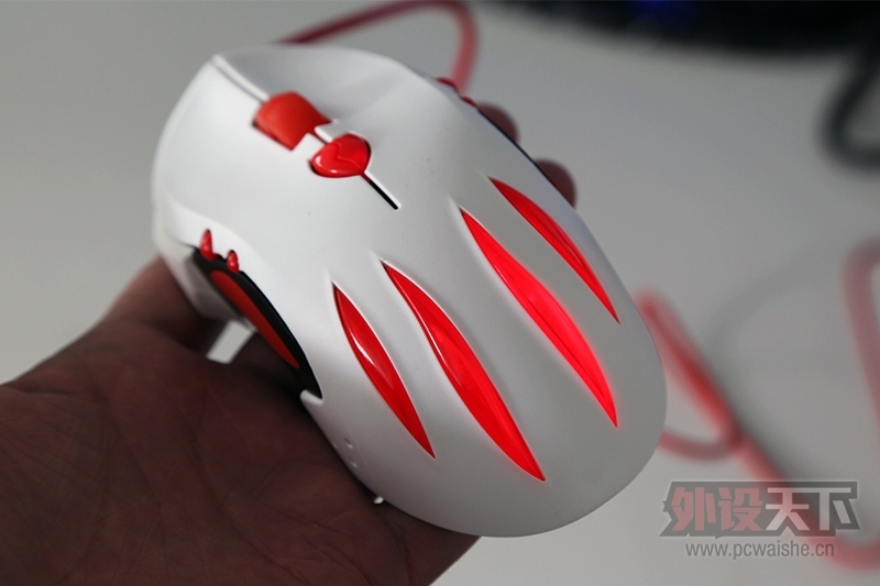 ȫ���׷� ���밵�ὣħ��Ϸ���������������Ϸ�����װ����