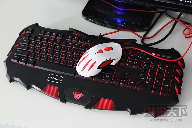 ȫ���׷� ���밵�ὣħ��Ϸ���������������Ϸ�����װ����