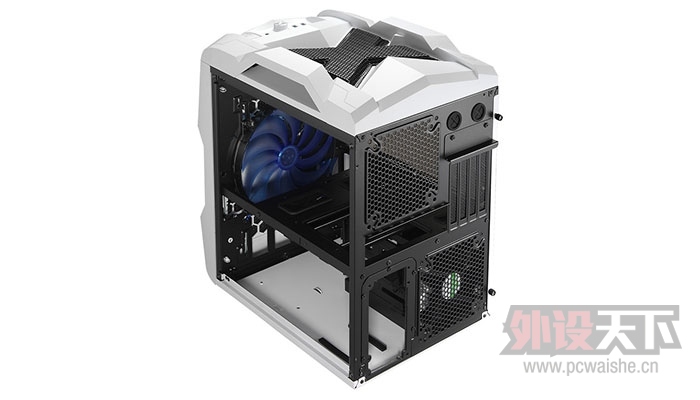 AerocoolMAXTṹStrike-X Cube