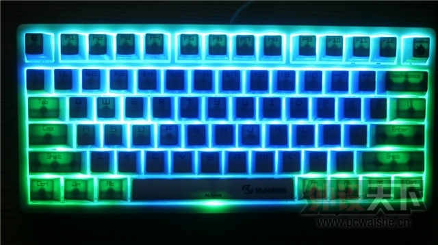 QQ��ͼ20141010201305.jpg
