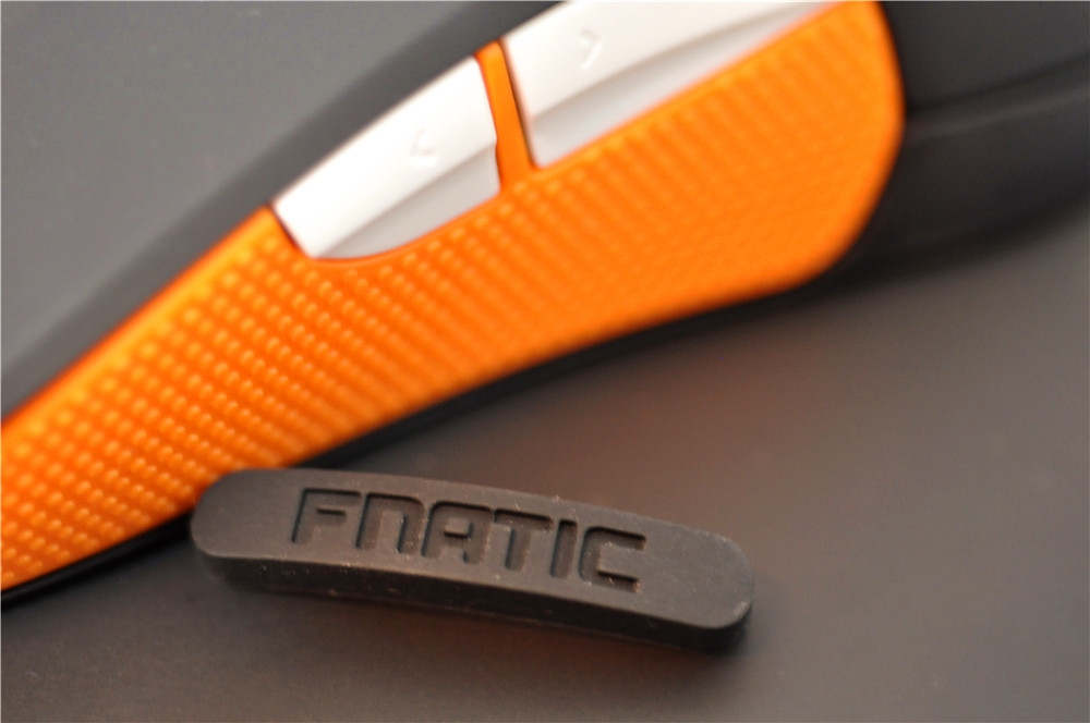һĨɫķ顪СSteelSeriesFnaticսӰRival