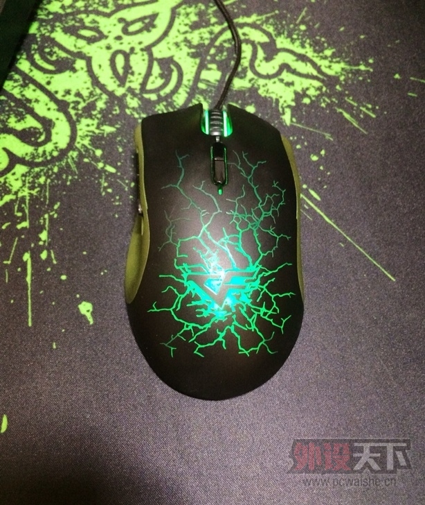 �����ڡ����ߵ������������飨CF���ر�� 9.5�� ����
