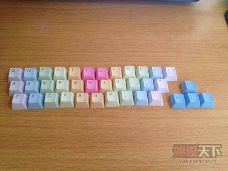 �����֡���kbc����pbt37+С���̻�ɫpbt