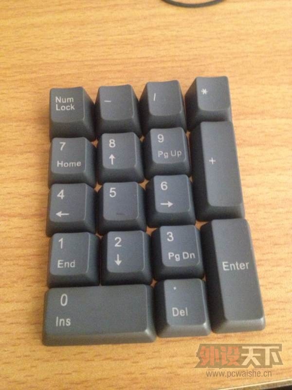 �����֡���kbc����pbt37+С���̻�ɫpbt