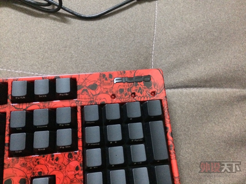 ���ݳ�����ʹ����filco����104��ɫ�����Ի���ɫ���ú�ˮת�����9���� ����