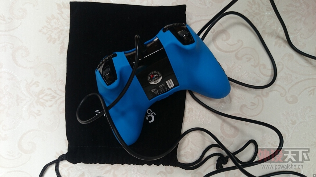 ���Ϻ���[����]�������۱�ͨ������SE BTP-2175 USB��Ϸ�ֱ� 9�� ������