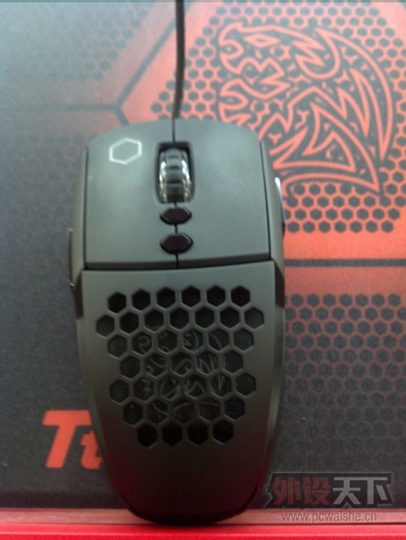 ȥ��һ�� TT eSports ʵ�����..... VENTUS������С��