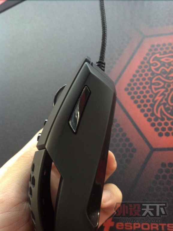 ȥ��һ�� TT eSports ʵ�����..... VENTUS������С��