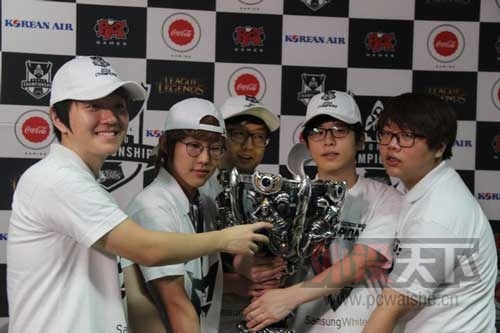 ����ɷ�����White �õ�����ھ��ܿ���