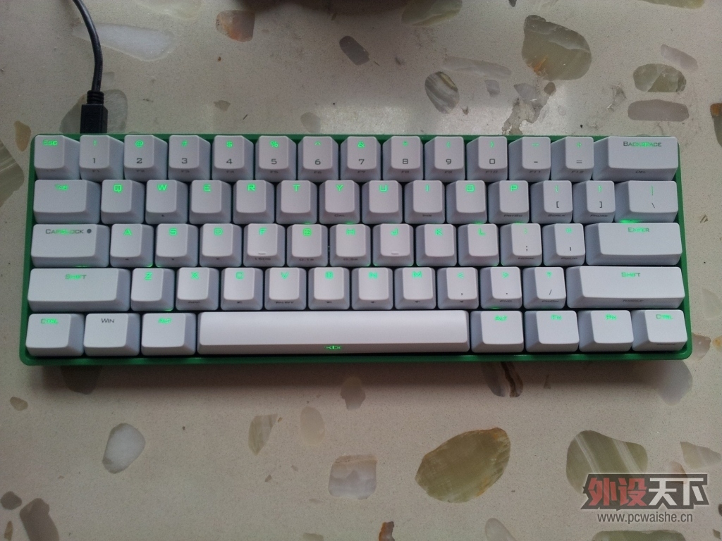 ���ɶ����������������ļ��̣� Ѽ��s3���ᣬ���� ����һ��poker2����