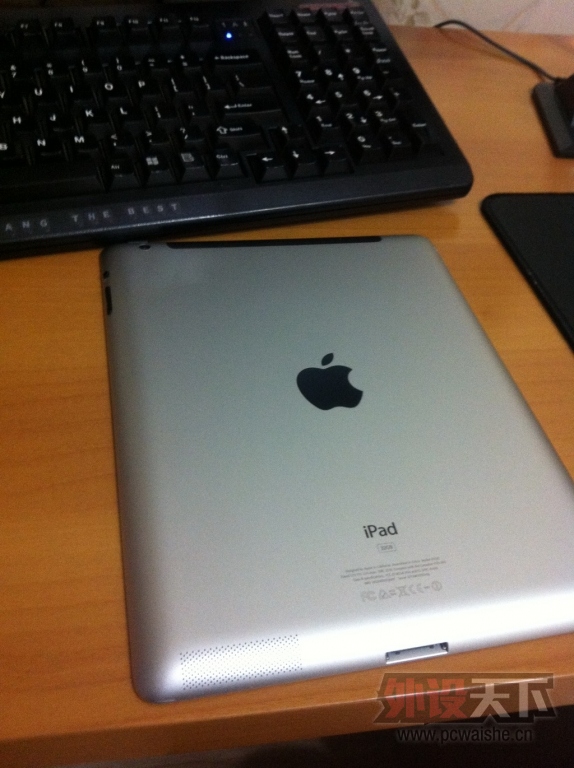 ����[������]�۰�new iPad 32GB Cellular�޿���